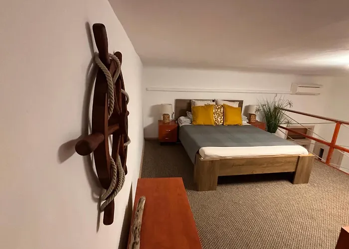 Goldcentral Apartment Danube